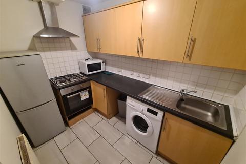 1 bedroom flat to rent, Church Lane East, Aldershot