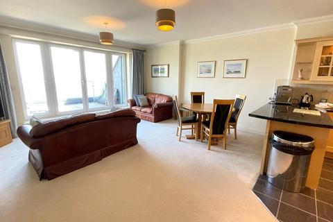 3 bedroom apartment for sale, Craig Y Don Parade, Craig y Don, Llandudno