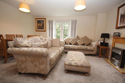 2 bedroom flat for sale, Tommy Green Walk, Eastleigh