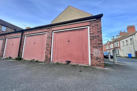 Garage to rent, Garage, Westmoreland Grove, Bridlington, YO15 2QF