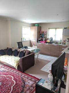 2 bedroom apartment to rent, Discovery Court, Newbury, Berkshire