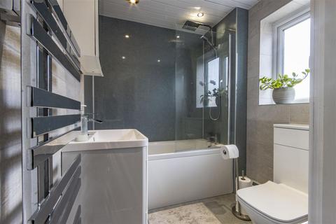 25 Mill Stream Close, Chesterfield, S40 3DS