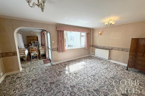 17 George Close, Knighton, LD7 1HL