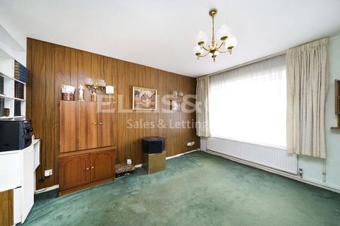 75 Rivington Crescent, London, NW7 2LF