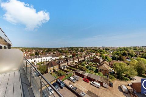 2 bedroom apartment to rent, East Barnet Road, Barnet, EN4