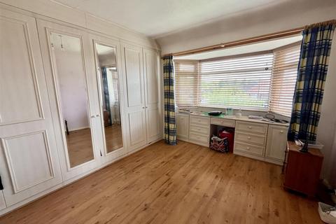 3 bedroom semi-detached house for sale, Hawthorn Lane, Sale