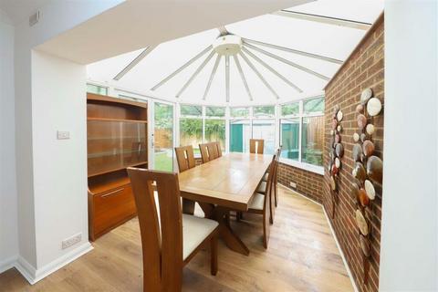 30 Rutters Close, West Drayton, UB7 9AL