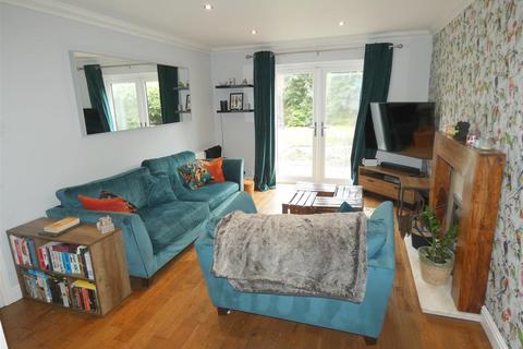 28 Arley Walk, Ettiley Heath, Sandbach, CW11 3ZN