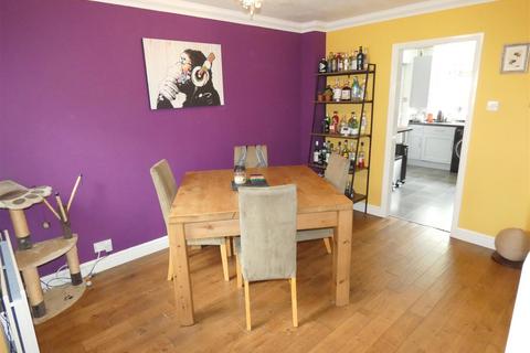 28 Arley Walk, Ettiley Heath, Sandbach, CW11 3ZN