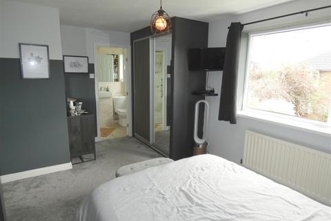 28 Arley Walk, Ettiley Heath, Sandbach, CW11 3ZN