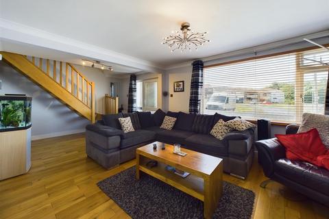3 bedroom end of terrace house for sale, Foxbar Crescent, Paisley PA2
