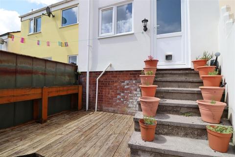 2 bedroom terraced house for sale, Walnut Way, Barnstaple