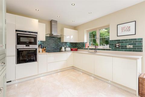 4 bedroom detached house for sale, Deepdale, Hutton Rudby TS15
