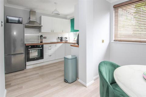 2 bedroom apartment for sale, Tern Way, Brentwood
