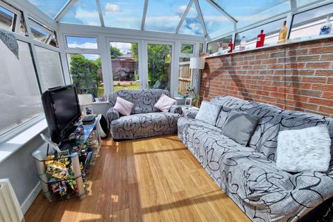 5 Eleanor Close, Pencoed, Bridgend, CF35 6RD