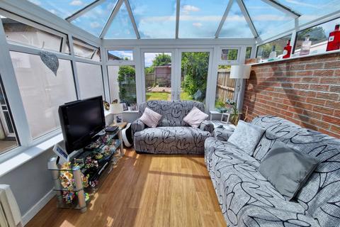 5 Eleanor Close, Pencoed, Bridgend, CF35 6RD