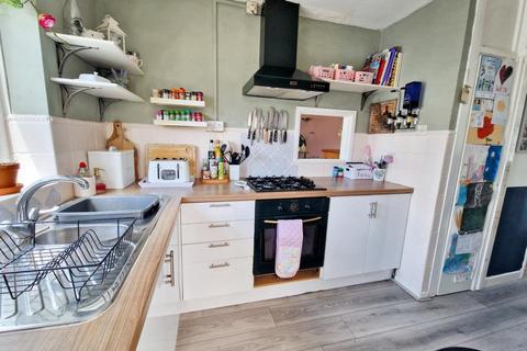 5 Eleanor Close, Pencoed, Bridgend, CF35 6RD