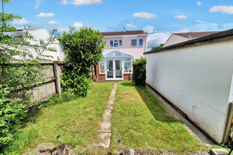 5 Eleanor Close, Pencoed, Bridgend, CF35 6RD