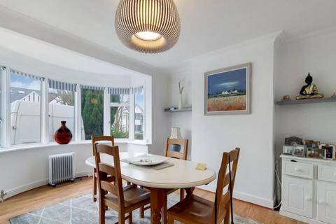 105 Locket Road, Harrow, HA3 7NY
