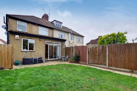 105 Locket Road, Harrow, HA3 7NY