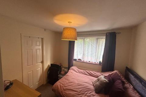 1 bedroom maisonette to rent, Ford Road, Bromsgrove