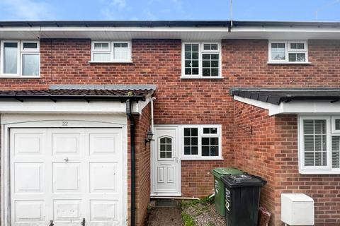 2 bedroom terraced house for sale, Perryfields Close, Redditch, B98 7YP