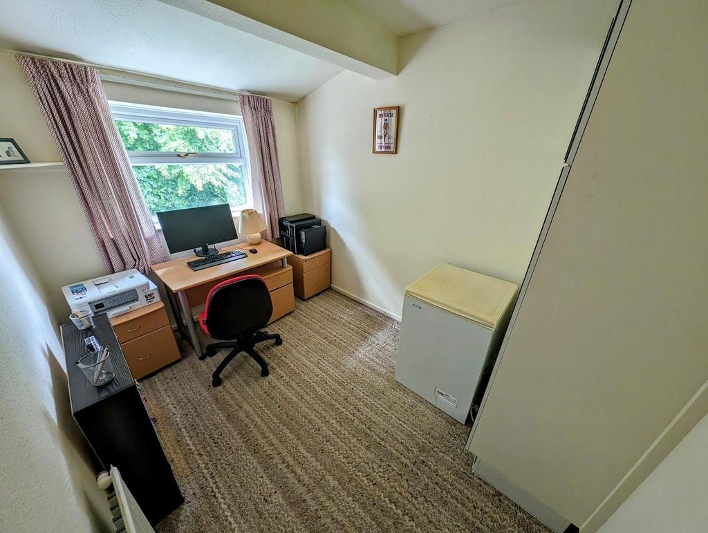 Bed 3.jpg