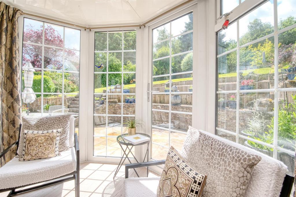 Dining Room towards garden.jpg
