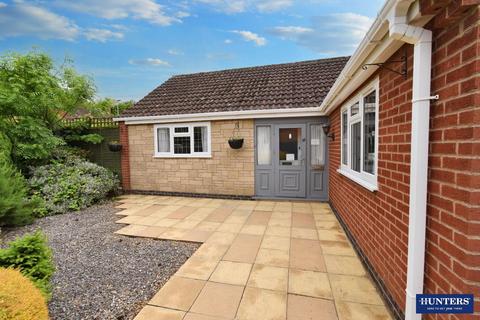 3 bedroom detached bungalow for sale, Cottesmore Avenue, Oadby, Leicester