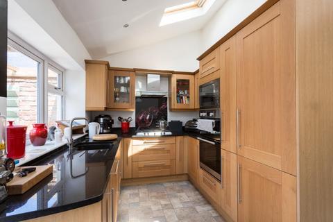 2 bedroom semi-detached house for sale, Malton Road, York