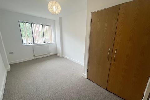 1 bedroom apartment to rent, Glendale Gardens, Leigh On Sea