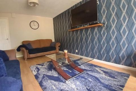 3 bedroom terraced house for sale, Stroma Way, Glendale, Nuneaton