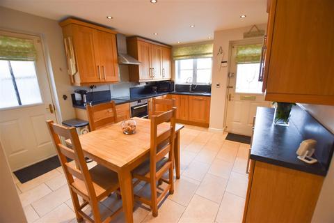 3 bedroom detached house for sale, Spinkhill View, Renishaw, Sheffield, S21