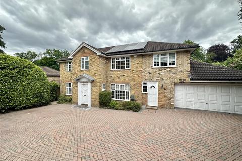 5 bedroom detached house for sale, Crosby Hill Drive, Surrey GU15