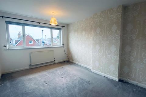 3 bedroom semi-detached house to rent, Marfleet Close, Derby DE3