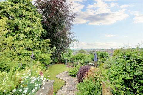 3 bedroom detached house for sale, Laneham Avenue, Arnold, Nottingham