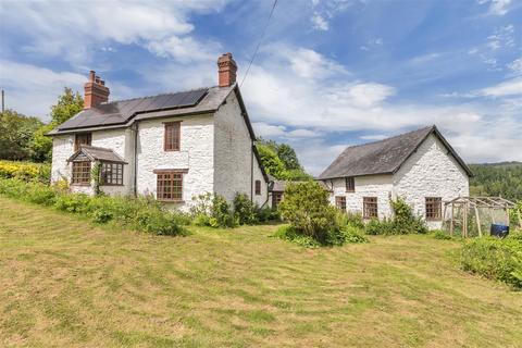 3 bedroom detached house for sale, Oakfields, Bronygarth, Oswestry