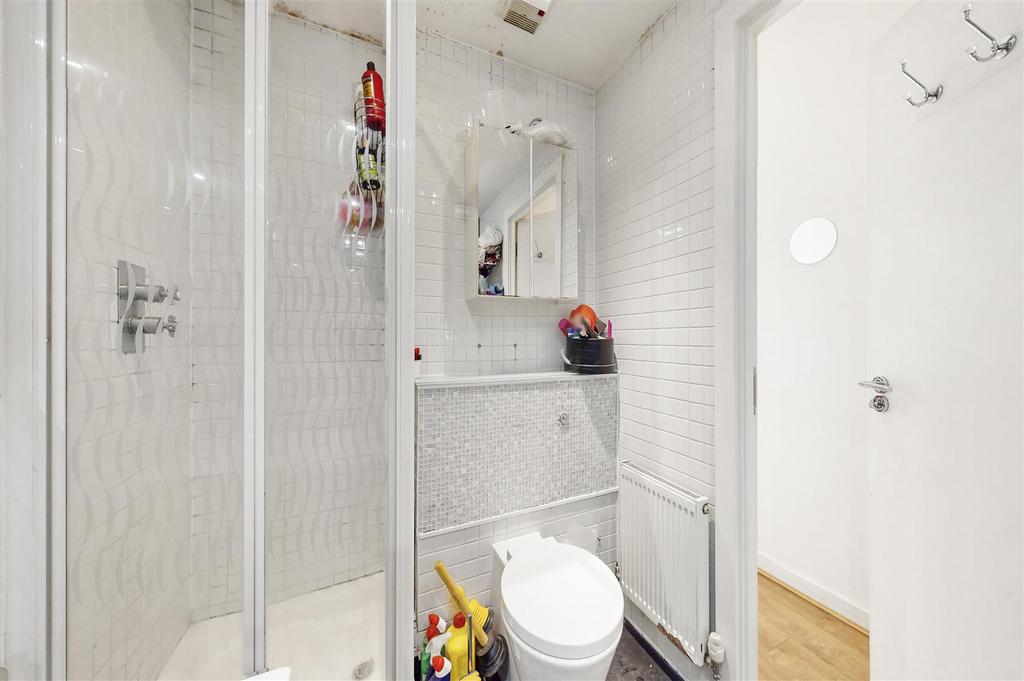 Flat 6, Vineyard Studios - HEs WKg7 Ev8oopq EUUahi.jp