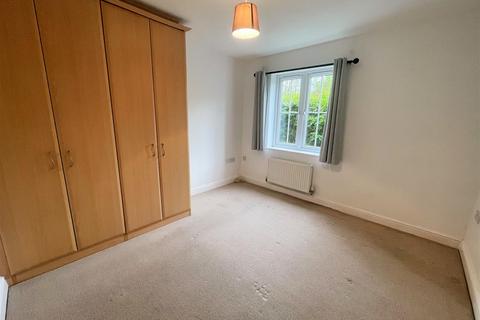 2 bedroom ground floor flat to rent, Fieldside, Doncaster DN8