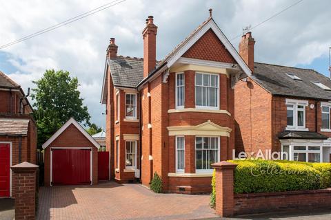 18 Beech Road, Stourbridge, DY8 2AR