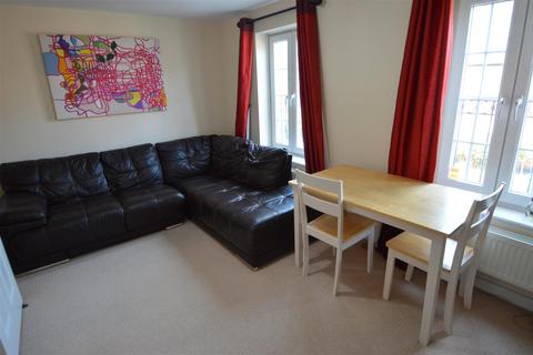 4 bedroom house to rent, Paprika Close, Manchester M11
