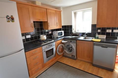 4 bedroom house to rent, Paprika Close, Manchester M11