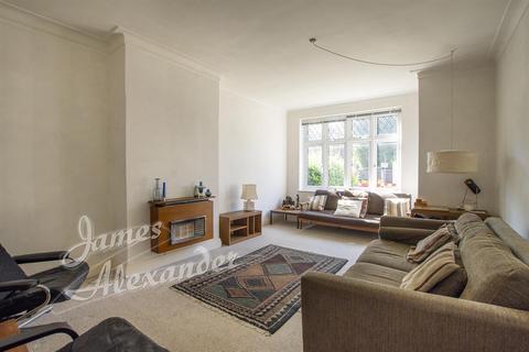 5 Warwick Road, Thornton Heath, CR7 7NH