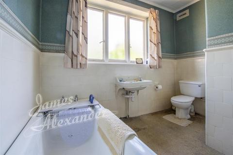 5 Warwick Road, Thornton Heath, CR7 7NH