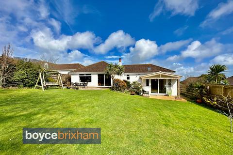 3 bedroom detached bungalow for sale, Huccaby Close, Brixham