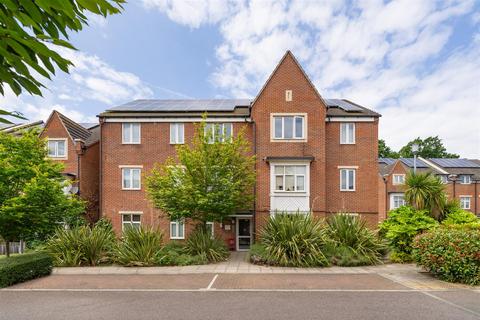 2 bedroom apartment to rent, Robinson Court, Chalfont Road, South Norwood, SE25