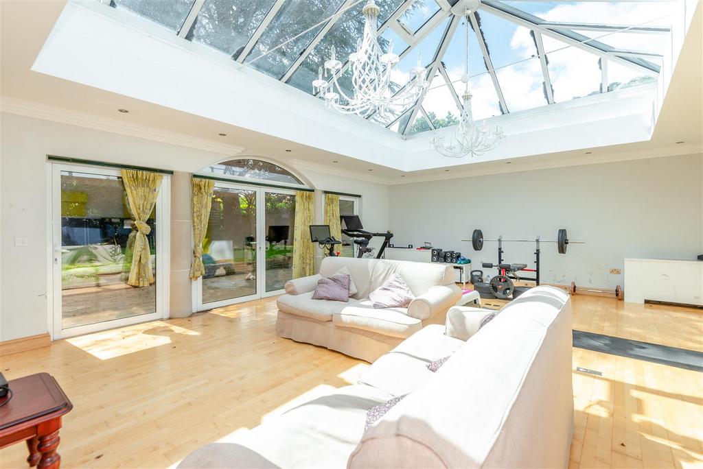 8603760-interior03.jpg