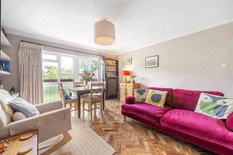 3 bedroom flat for sale, Heron Court, Elmworth Grove, West Dulwich, SE21