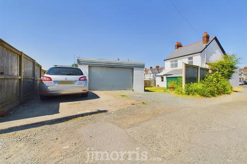 3 bedroom detached house for sale, Walmer House, Vergam Terrace, Fishguard