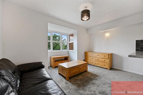 7 Anderson Close, London, W3 6YJ